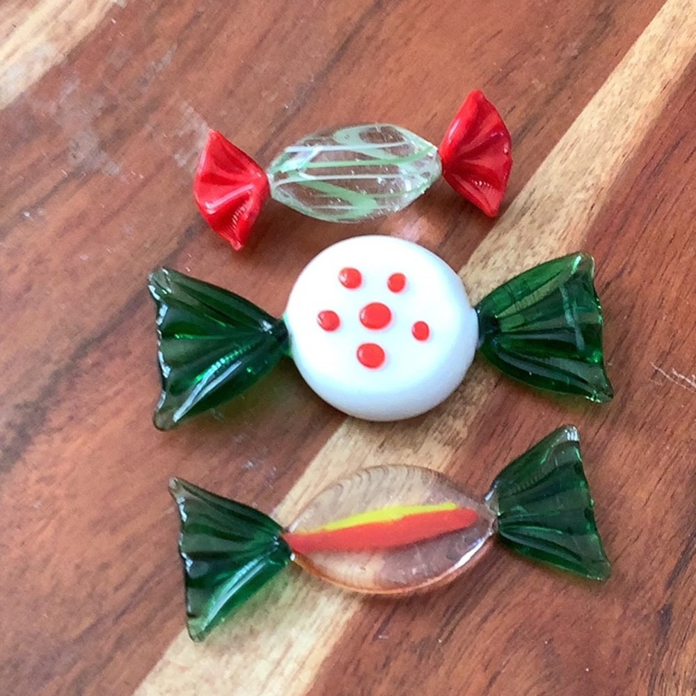 3 Candies In Glass To Put In Decoration Or In A Glass Bowl